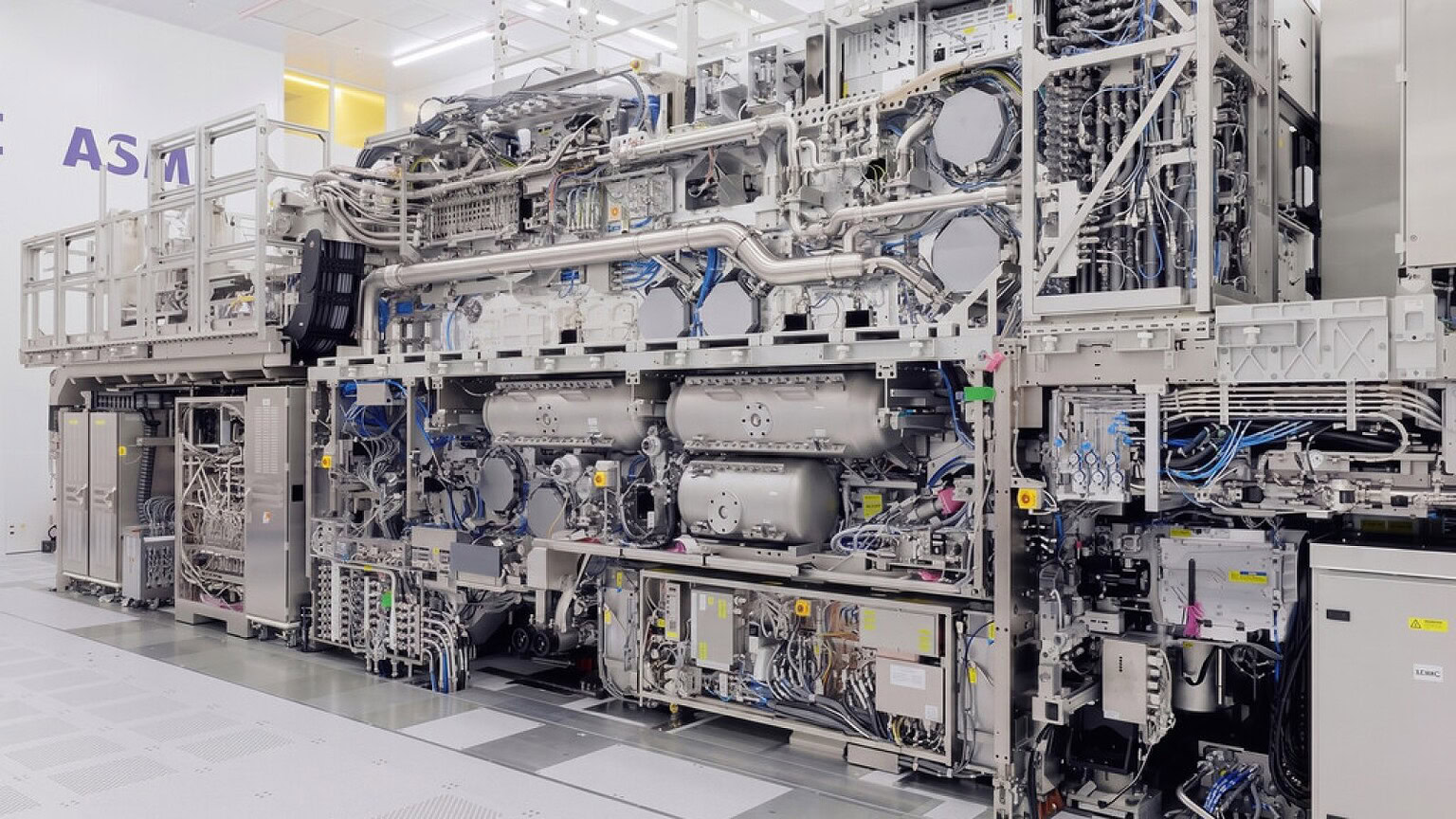 TSMC rinvia le macchine High-NA di ASML al 2029: il motivo è sorprendente - TSMC High-NA ASML