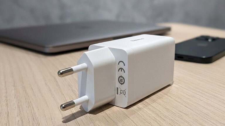 USB-C obbligatorio sui portatili dal 28 aprile: cosa cambia davvero - USB-C obbligatorio portatili