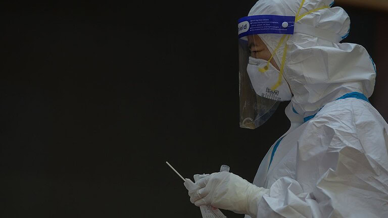 Influenza aviaria H5N1: al via il primo vaccino mRNA sull'uomo - vaccino mRNA influenza aviaria