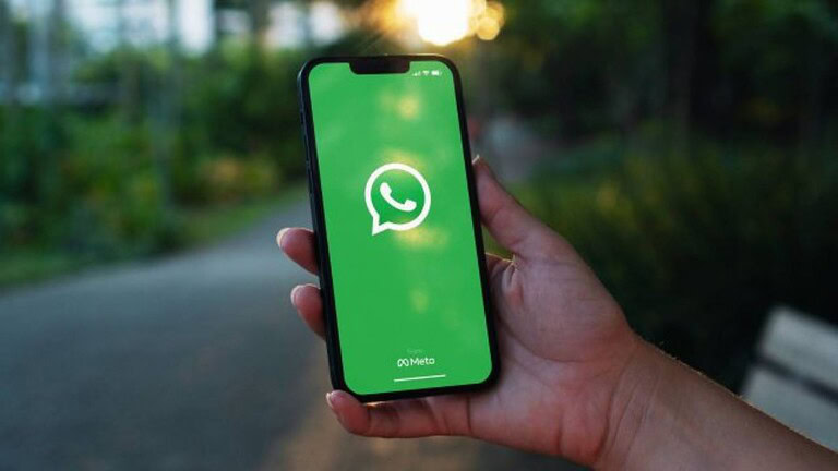 WhatsApp e i messaggi spoiler: ecco la funzione per gestirli