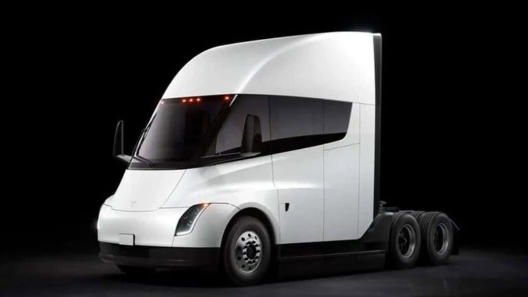 Tesla Semi entra in produzione di serie: ecco il camion elettrico