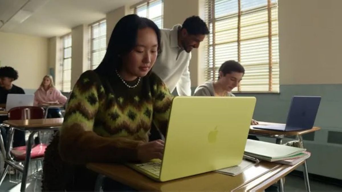 MacBook Neo, Tim Cook ammette il successo inatteso del laptop