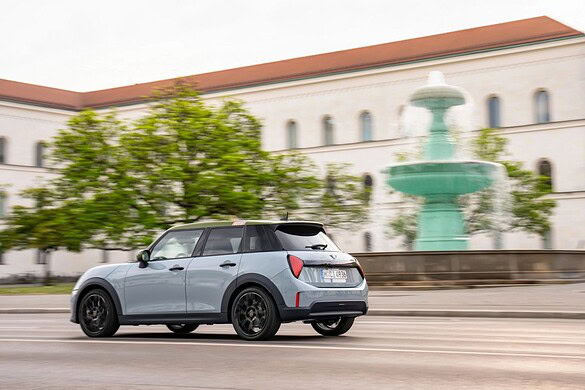 MINI Paul Smith Edition: la nuova auto in serie speciale stupisce