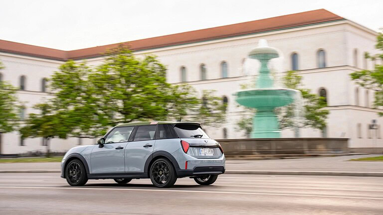 MINI Paul Smith Edition: la nuova auto in serie speciale stupisce