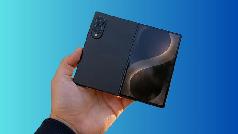 Samsung Galaxy Z Fold8 Ultra e Wide a confronto nei primi dummy