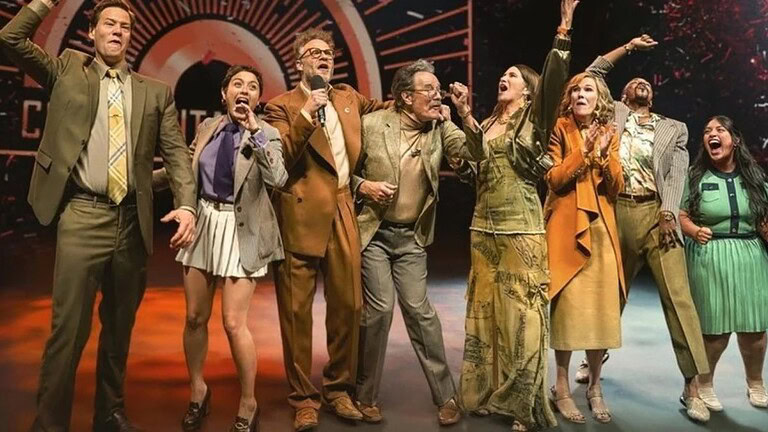 The Studio fa la storia: prima commedia a vincere tutto in una stagione