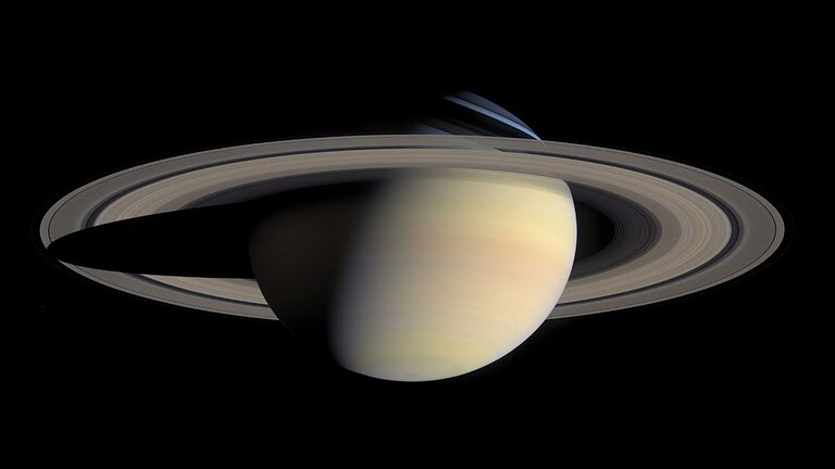 Saturno, il mistero degli anelli ha una nuova spiegazione