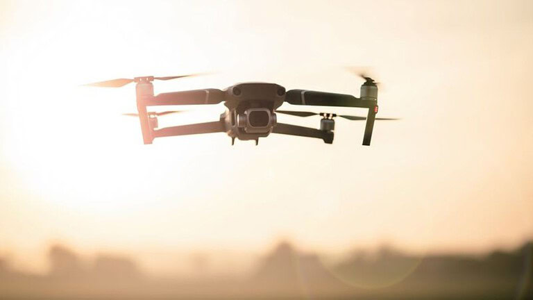 Sistema anti drone con catene: la soluzione tedesca che sembra medievale