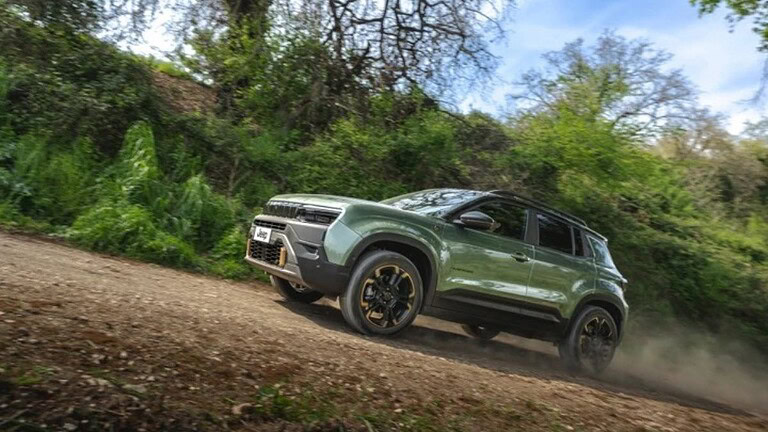 Jeep Avenger restyling: nuova mascherina e un'edizione speciale | IMMAGINI