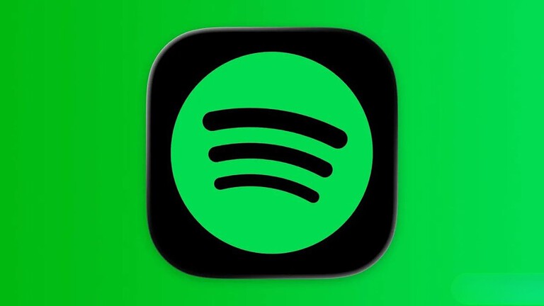 Spotify, un bug su CarPlay manda in tilt le info dei brani