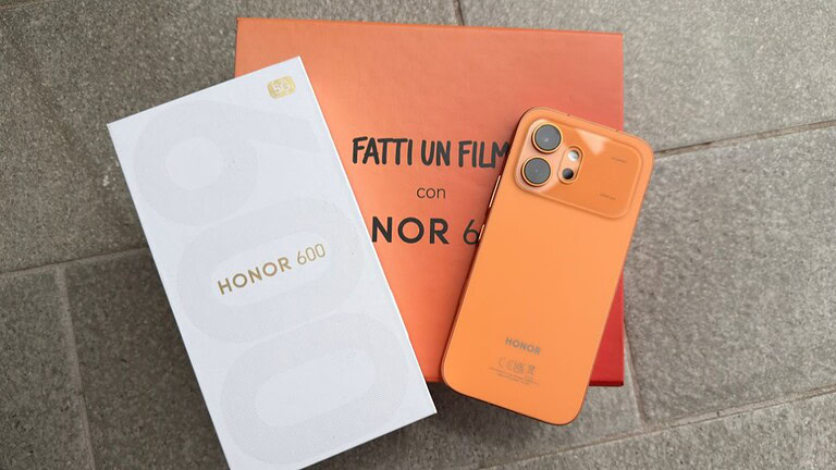 HONOR 600: display da top, autonomia, AI e un bel design, la recensione