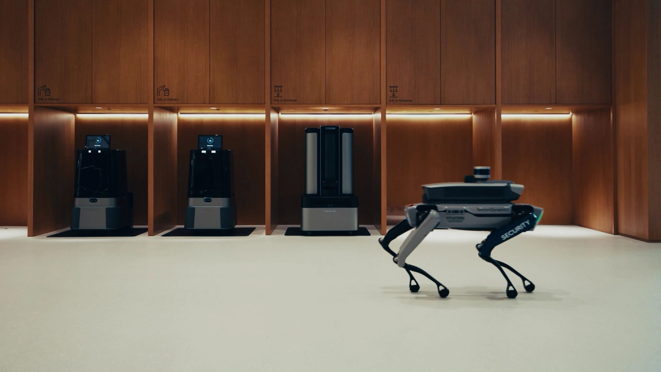 (Photo 4) Inside Hyundai Motor Group’s Renovated HQ Where Humans and Robots Work Together in Harmony