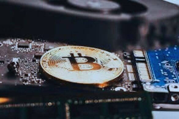 Microsoft scopre il cryptojacking che colpisce i PC dei gamer