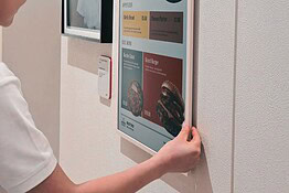 LG E-Paper Display vince il Red Dot Award 2026: l’insegna che non consuma