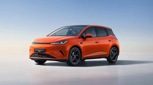 BYD Dolphin G: la supermini plug-in hybrid dall’aspetto unico