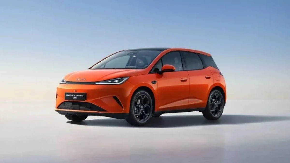 BYD Dolphin G: la supermini plug-in hybrid dall’aspetto unico