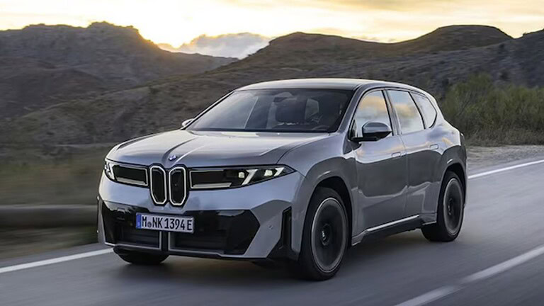 Auto elettrica più conveniente di benzina e diesel: fino a 200 euro al mese di risparmio