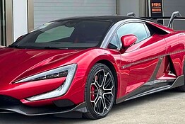 BYD Yangwang U9 sfida Ferrari Luce: “È molto meglio”, la frecciata