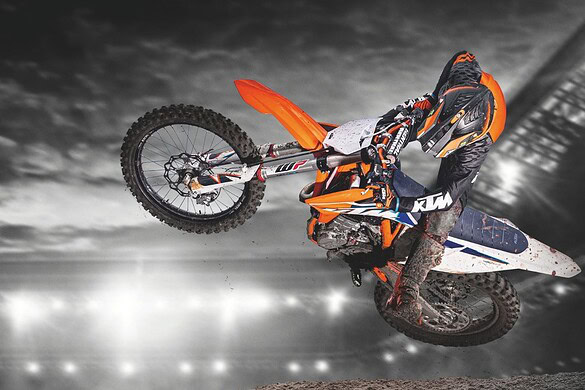 KTM accusata di vendere moto da cross truccate come stradali
