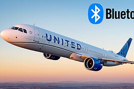Volo United dirottato per un Bluetooth chiamato “BOMB”: scatta l’allarme