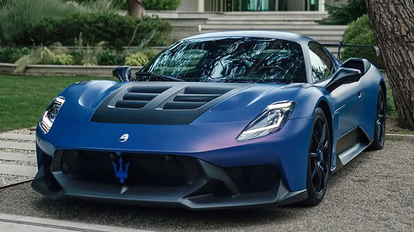 Maserati GT2 Stradale: la livrea che celebra il mito di Fangio e la 250F