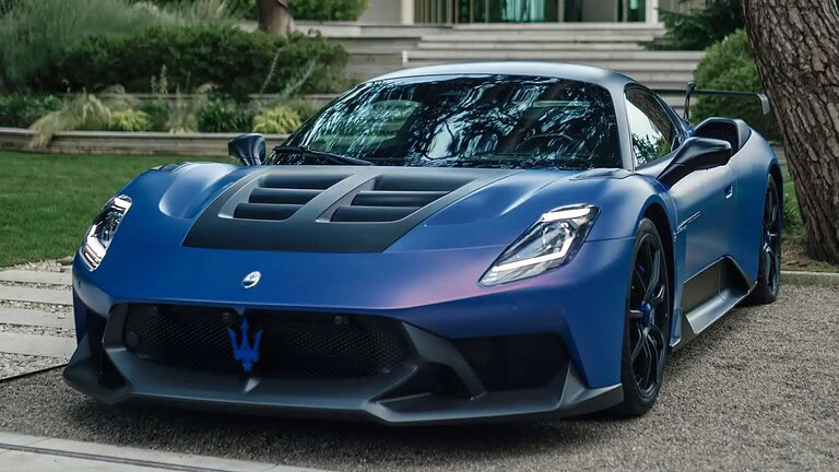 Maserati GT2 Stradale: la livrea che celebra il mito di Fangio e la 250F