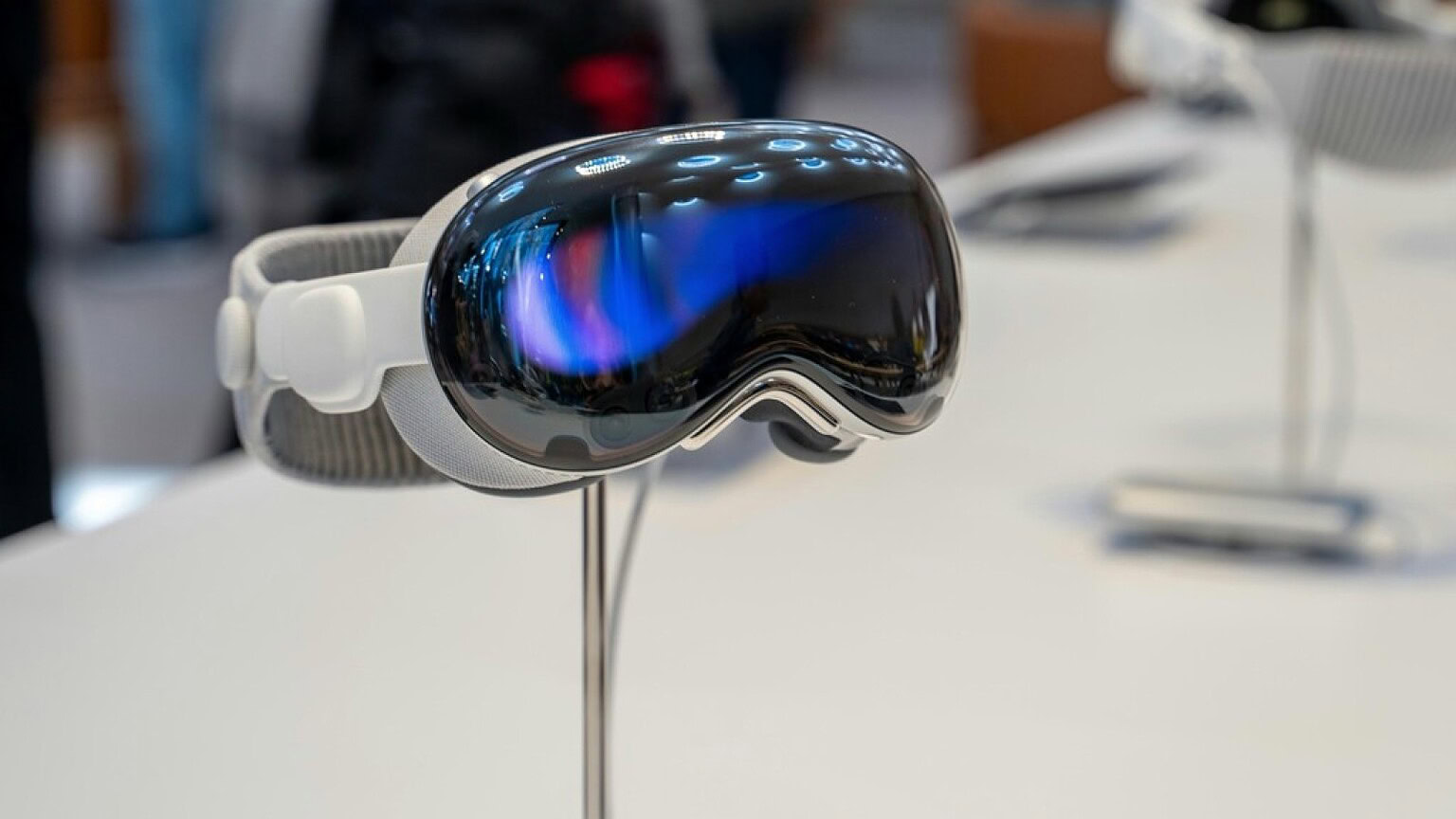 Apple Vision Pro: un capolavoro tecnologico lasciato a metà