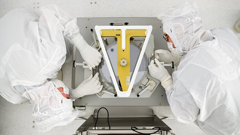 ASML, 60 macchine per dominare il futuro dell'intelligenza artificiale - ASML macchine intelligenza artificiale