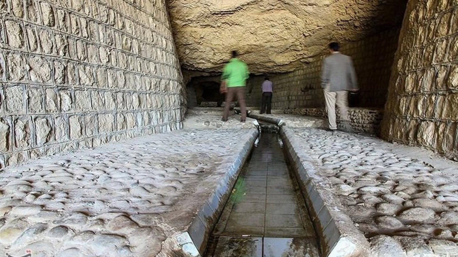 Satelliti spia USA svelano un'autostrada fluviale di 4.000 anni in Iraq - autostrada fluviale Iraq