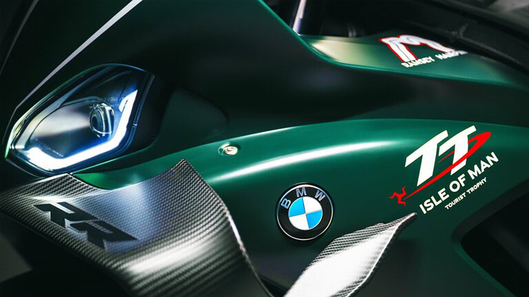 BMW M 1000 RR Isle of Man TT: solo 115 esemplari e un prezzo folle