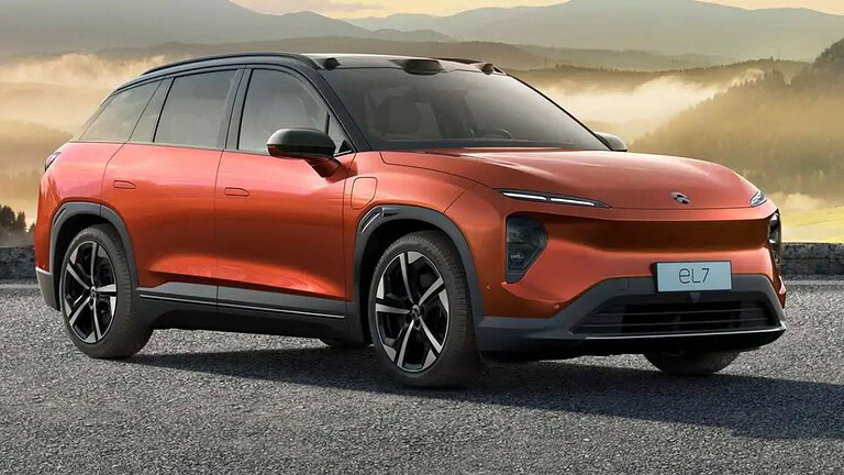 NIO a 900 Volt: cosa cambia per ricarica e autonomia