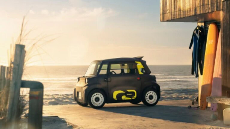 Citroën Ami Rip Curl: la microcar elettrica che porta il surf in città