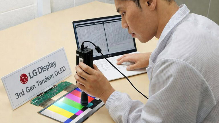 LG Tandem OLED 3a gen: luminosità, efficienza e durata al top