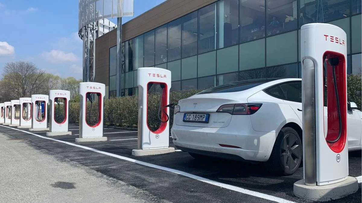 Tesla: il chip AI6.5 potrebbe passare da TSMC a Intel
