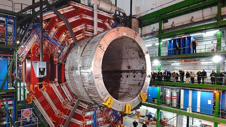 CERN, anomalie nel Large Hadron Collider: il Modello Standard vacilla