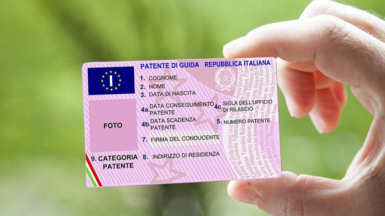 Patente B: il nuovo limite di peso dal 2028, ecco cosa cambia