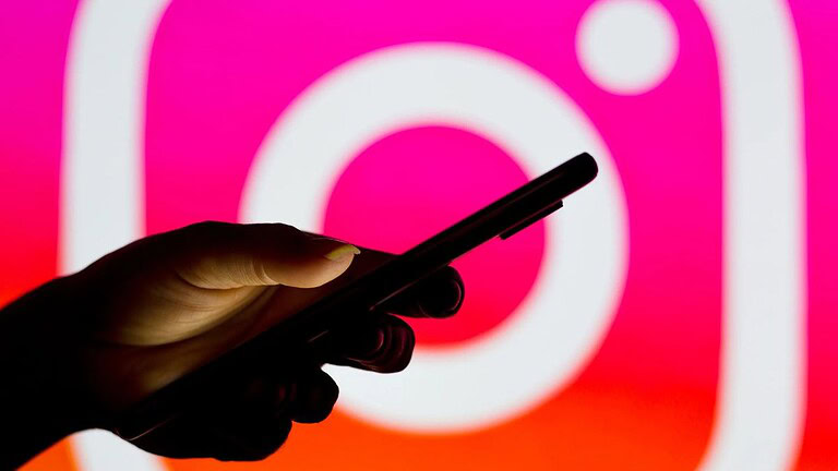 Instagram: Meta avviserà i genitori sugli interessi dei figli adolescenti