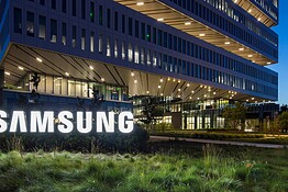 Samsung Galaxy Z Fold 8 Wide: il video del dummy svela un dettaglio