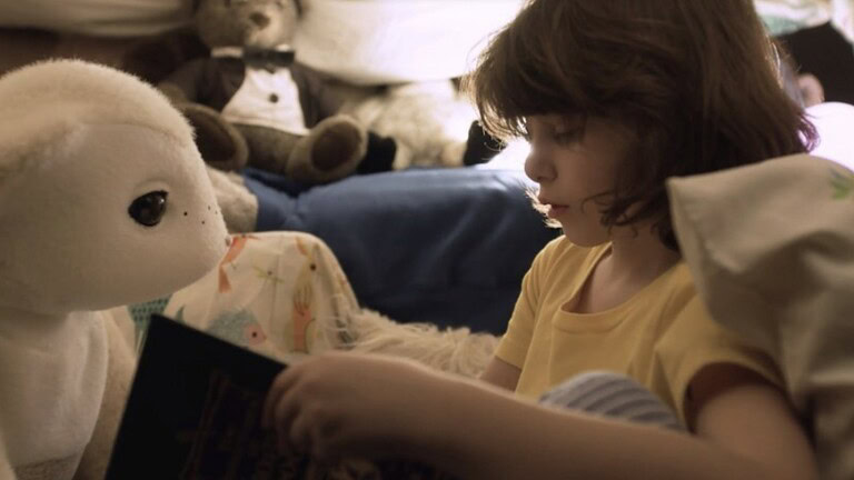 Colin Angle lancia Familiar Machines: i robot da compagnia dopo iRobot
