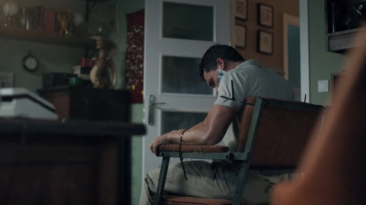 La silla: il thriller da 76 minuti che non ti farà alzare dalla poltrona - La silla thriller