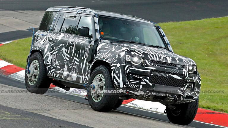 Land Rover Defender: avvistato un prototipo ancora più estremo dell'Octa - Land Rover Defender Octa