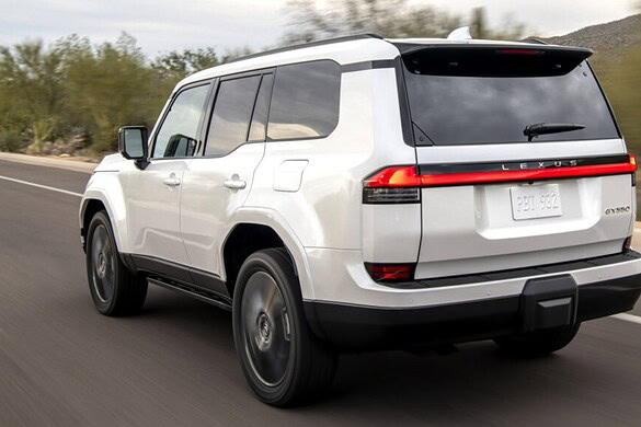 Lexus GX 550h: il SUV ibrido arriva, ma c’è un problema