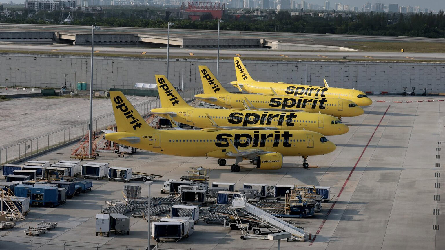 Spirit Airlines chiude per sempre: il motivo è incredibile