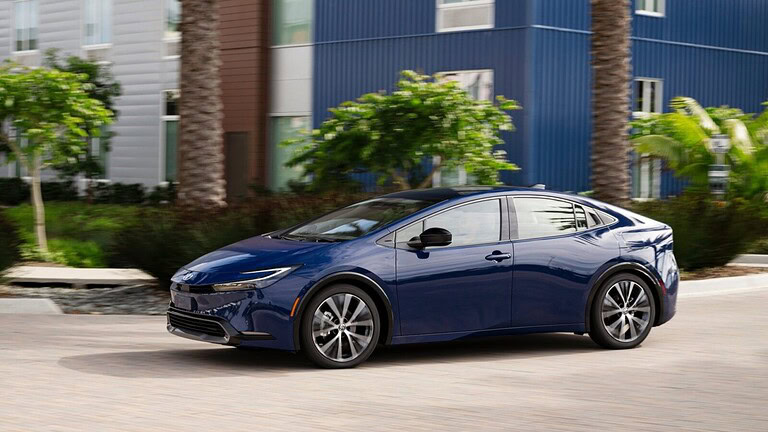 Toyota Prius 2026: nessun rivale riesce a batterla nei consumi