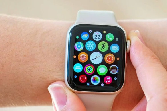 Apple Watch domina il mercato smartwatch, Samsung crolla del 28%
