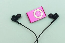 iPod, la Gen Z riscopre il lettore musicale di Apple: ecco perché