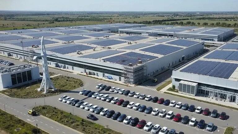 Stellantis punta su fotovoltaico e geotermia per le fabbriche europee