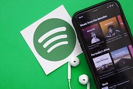 Spotify, le playlist collaborative ora hanno le reazioni con emoji