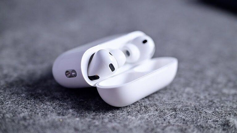AirPods con iOS 27: potrebbero trasformarsi con il nuovo Siri