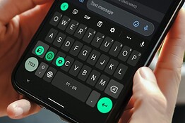 Gboard, in arrivo tre novità: trackpad, emoji e tastiera fisica
